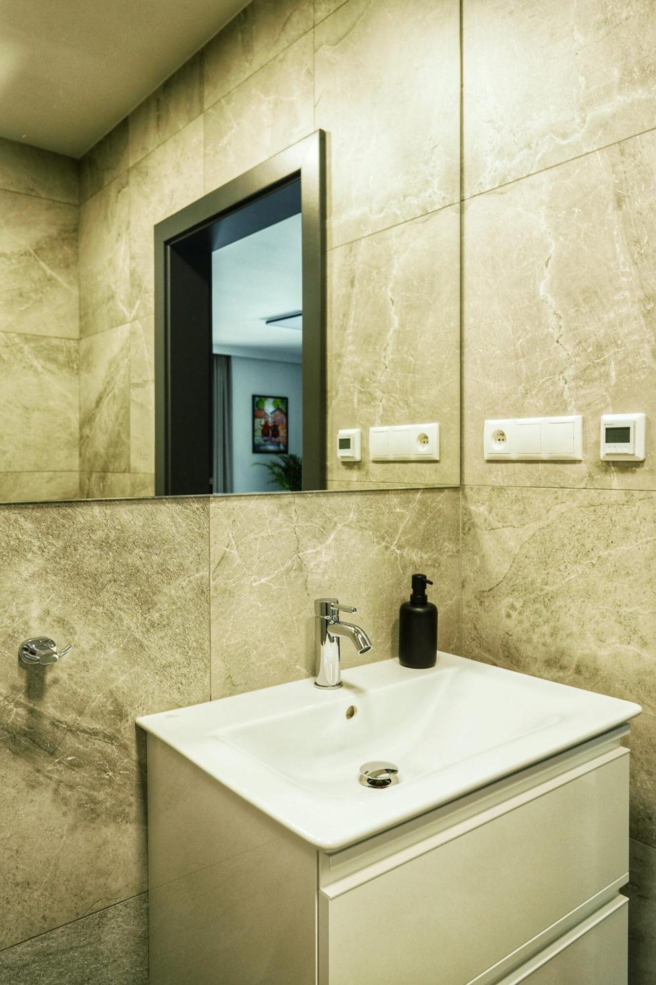 Apartamenty Centrum Park Twardowskiego 4 Зелёна-Гура Экстерьер фото